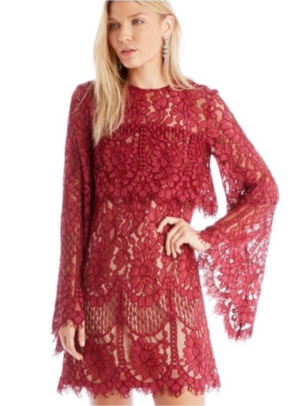 Elliatt bell sleeve lace long sleeve dress maroon size large